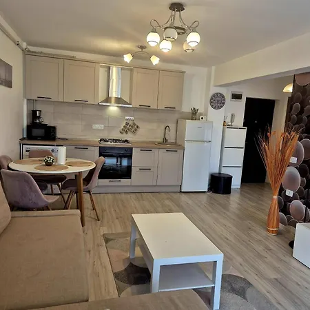 Sea Side Ada Apartment